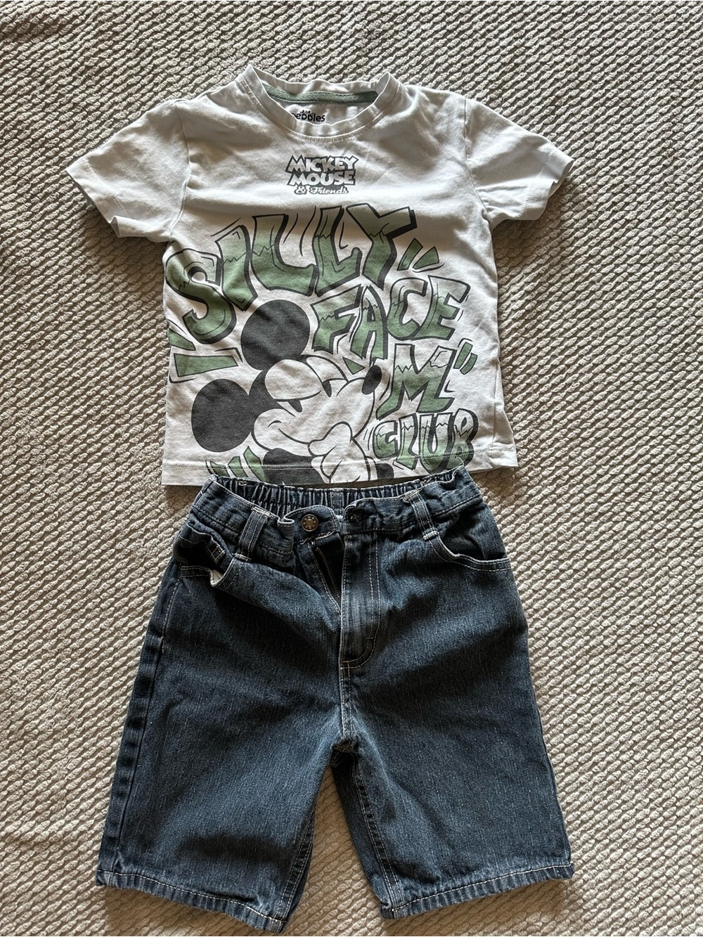 Disney Boys White & Green Mickey Graphic Shorts Set
